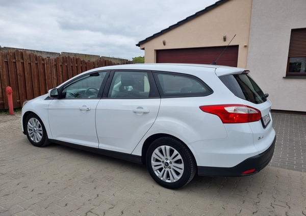 Ford Focus cena 15000 przebieg: 300000, rok produkcji 2012 z Poznań małe 407